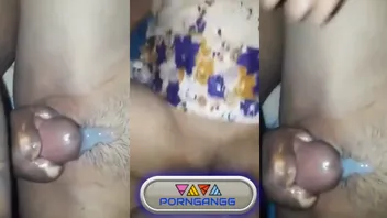 คลิปหลุดทางบ้าน สาวไทยนมโตขี้เงี่ยนจัด ควยฝังมุกแฟนหนุ่ม ขึ้นนอนเตียงห้องนอนตั้งกล้อง โม๊กสดครางเสียวลั่นห้อง หีแฉะถูกซอยยิกเย็ดไม่ยั้ง น้ำเงี่ยนไหลเยิ้มเสียงไทยชัด