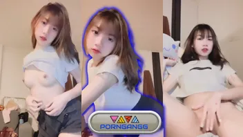 คลิปหลุดวัยรุ่น XXX สาววัยรุ่นไทยงานดีหีเนียนสวยนั่งเกี่ยวเบ็ดรัวถี่ยิกๆน้ำหีแตกกระจายเต็มมือเยิ้มๆเด็ดๆ
