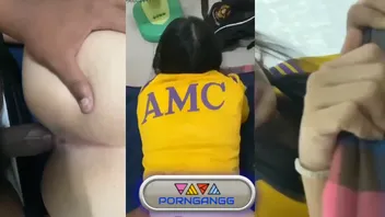 คลิปหลุดทางบ้าน ครูนักเรียนคาชุดดำ ถูกนักเรียนจับเย็ดหีรัวแรงในห้องนอน หีครูไทยฉ่ำน้ำเงี่ยนไหลเยิ้ม ครางเสียวลั่นห้องตัวโยกไม่ยั้ง เย็ดจนน้ำแตกคารู