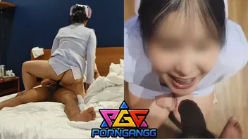 คลิปโป๊พยาบาลไทยขย่มควยคาชุด น้องชื่อแนตตี้ Natty_horny คุณพยาบาลหุ่นอวบดัดฟันสะด้วย ชวนผัววยดำมาตำหีที่โรงแรม นั่งถ่างหีใหญ่เสียบควยขย่มเย็ดสด