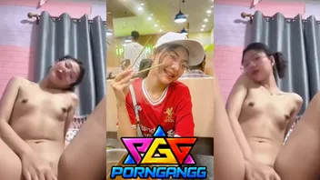 คลิปหลุดนักเรียนพยาบาล XXXTH นักเรียนสาวแว่นพยาบาบนั่งเกี่ยวเบ็ดยั่วเย็ดแฟนหนุ่มเสียวๆ ก่อนจับงัดควยแฟนหนุ่มโม๊คควยเสียวๆ ก่อนโดนกระแทกเย็ดน้ำแตก