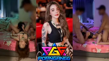 คลิปหลุด Onlyfans Patty_BKK39 สาวไทยหุ่นเซ็กซี่นัดสองควยห้องนอน โดนรุมซอยหีขย่มควยท่าหมา คาชุดอมควยโม๊กสดครางเสียวไม่ยั้ง xxx จัดสวิงกิ้งรุมเย็ดสองคนเต็มสูบ