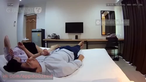 ห้องเชือดเย็ดนักศึกษาคาชุดน่ารัก ห้องเชือด คนไทยหุ่นดีนมโต ถูกจับตั้งกล้องเย็ด โม๊กควยท่าหมา ขย่มควยจนแตกในโรงแรม